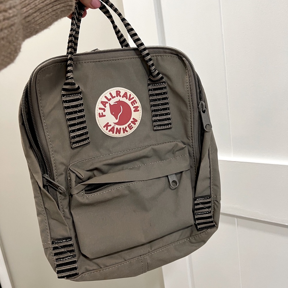 Fjallraven Kanken Mini Backpack